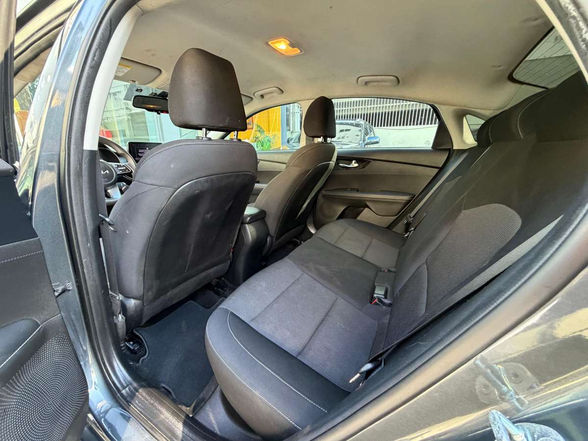 Kia Forte GT Line 2022 - miniatura 3