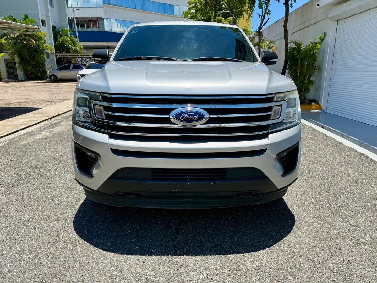 Ford Expedition MAX XLT 2018 - miniatura 2