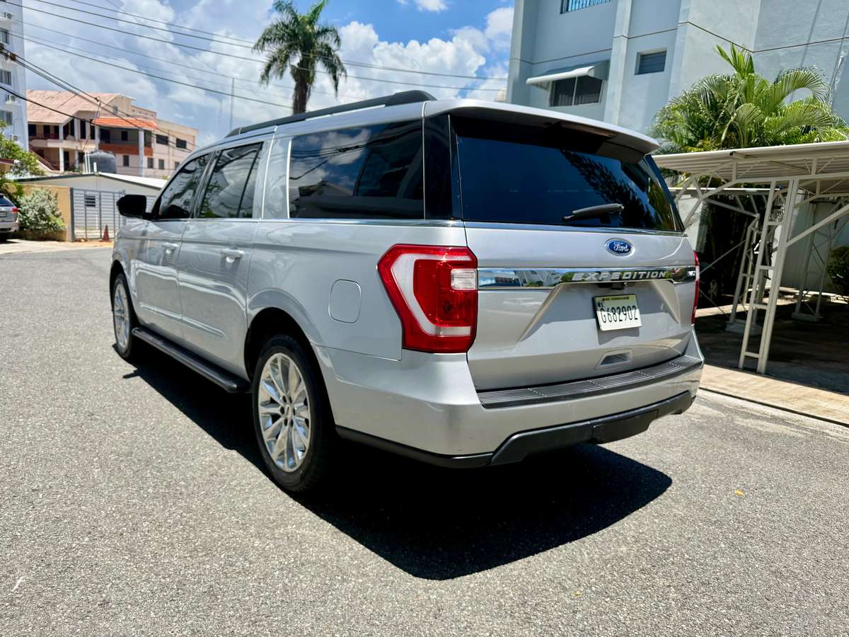 Ford Expedition MAX XLT 2018 - miniatura 9