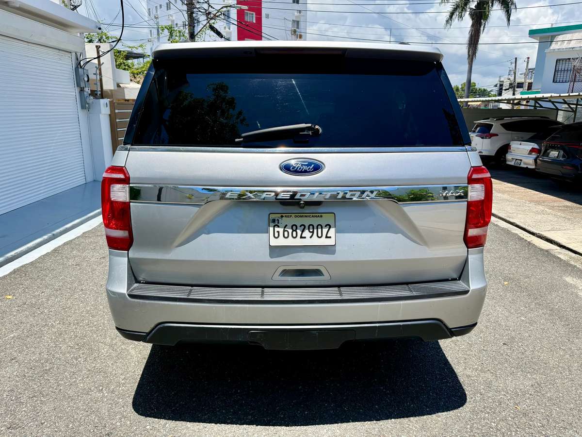 Ford Expedition MAX XLT 2018 - miniatura 10