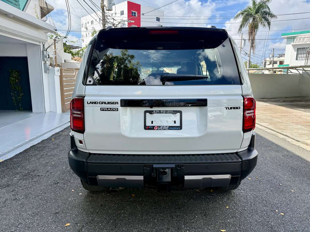Toyota Land Cruiser Prado Adventure 2026 - miniatura 12