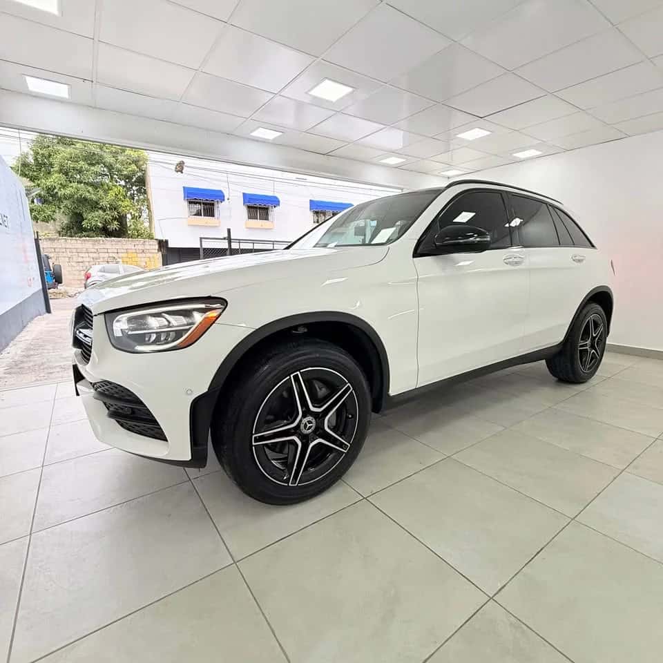 2021 Mercedes Benz GLC-Class GLC300-4M usado en venta por Car's And Home's On Sale Chos