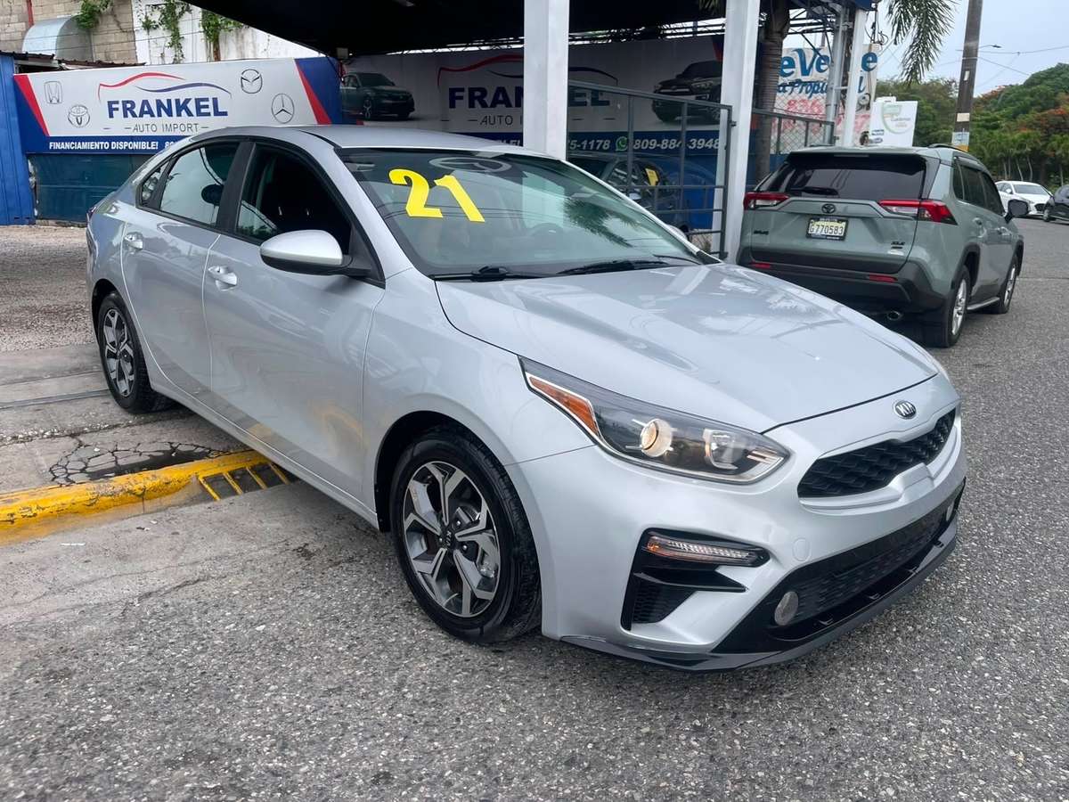 2021 Kia Forte LXS usado en venta por Frankel Auto Import