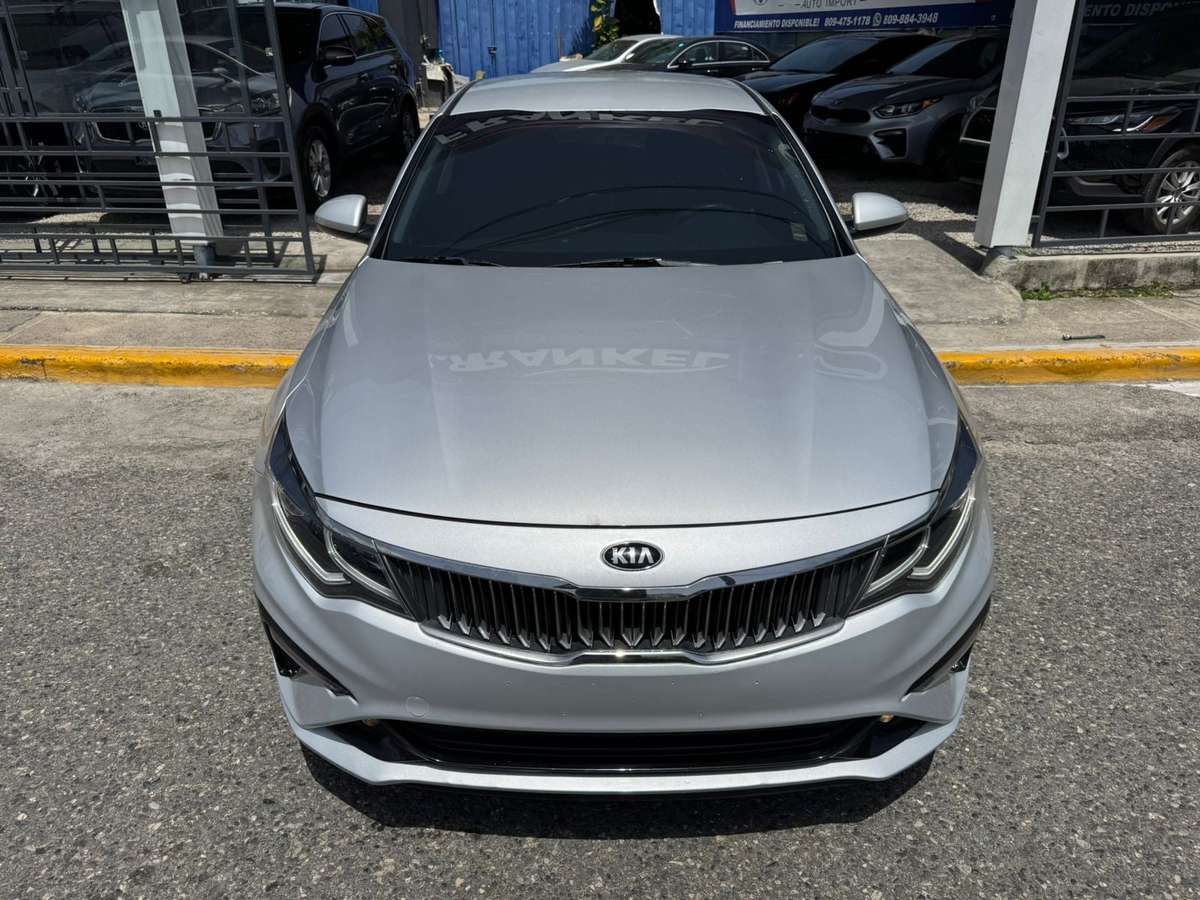 2020 Kia K-5 Deluxe usado en venta por FRANKEL AUTO IMPORT