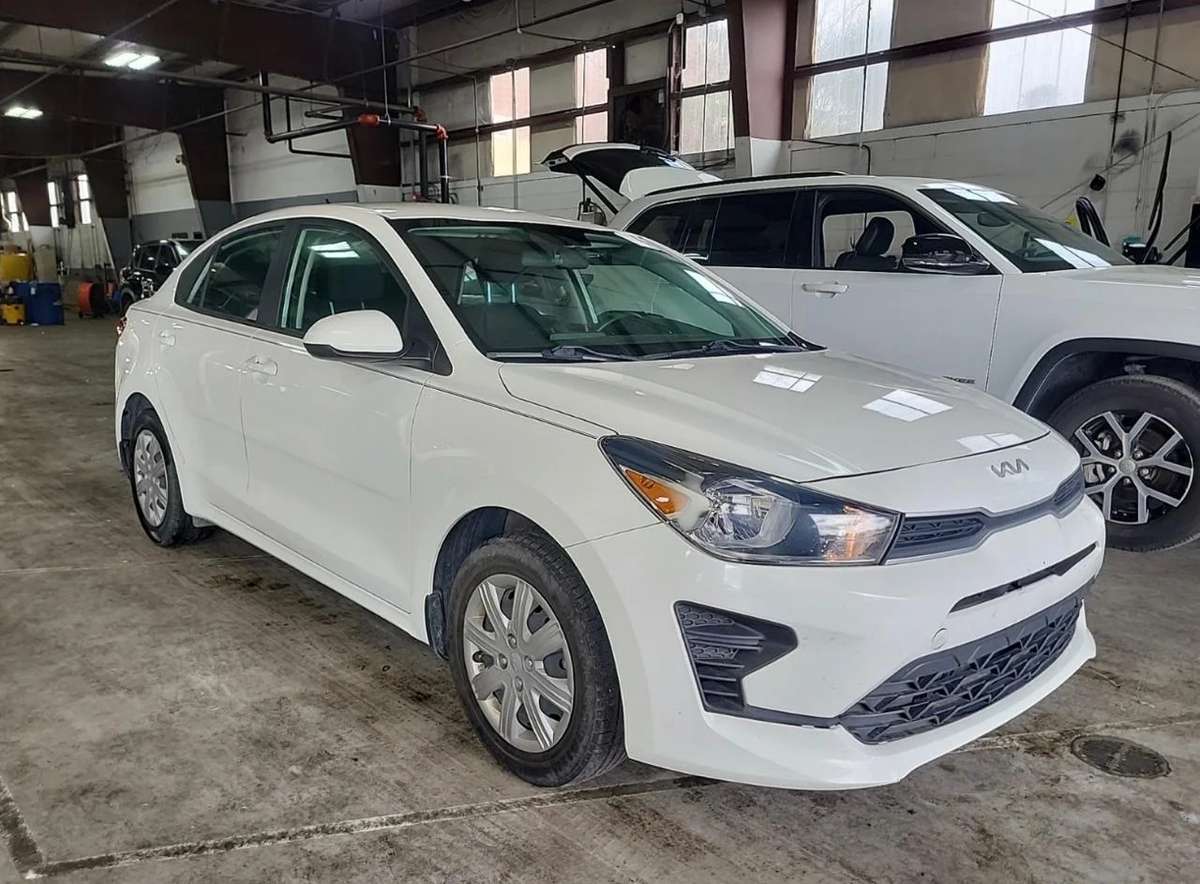 2022 Kia Rio S usado en venta por MOTORANGEL AUTO IMPORT S.R.L