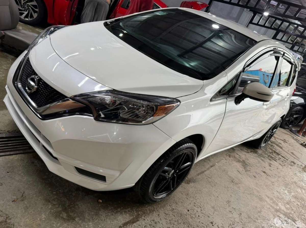 2017 Nissan Note SV usado en venta por BERSON VALERA AUTO DEALERS