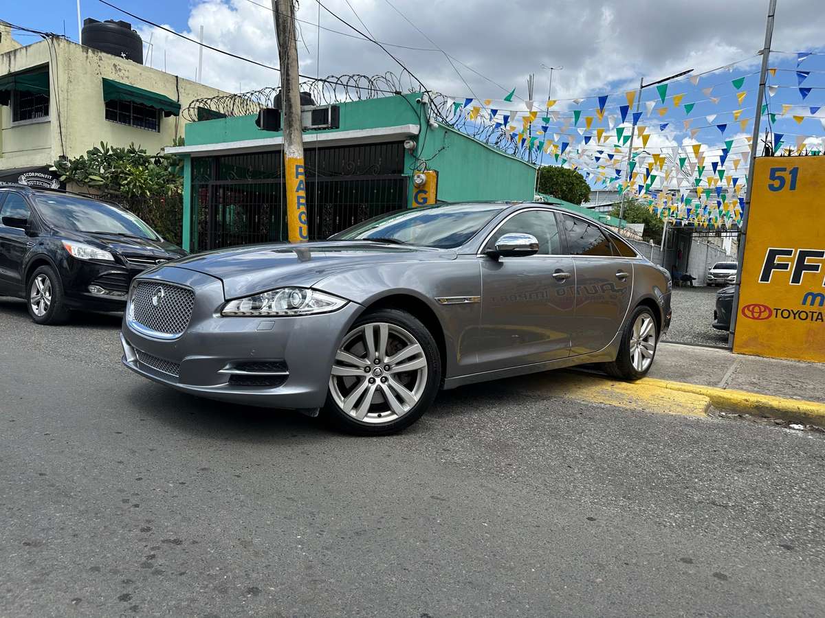 2011 Jaguar XJ8 usado en venta por FFD AUTO IMPORT