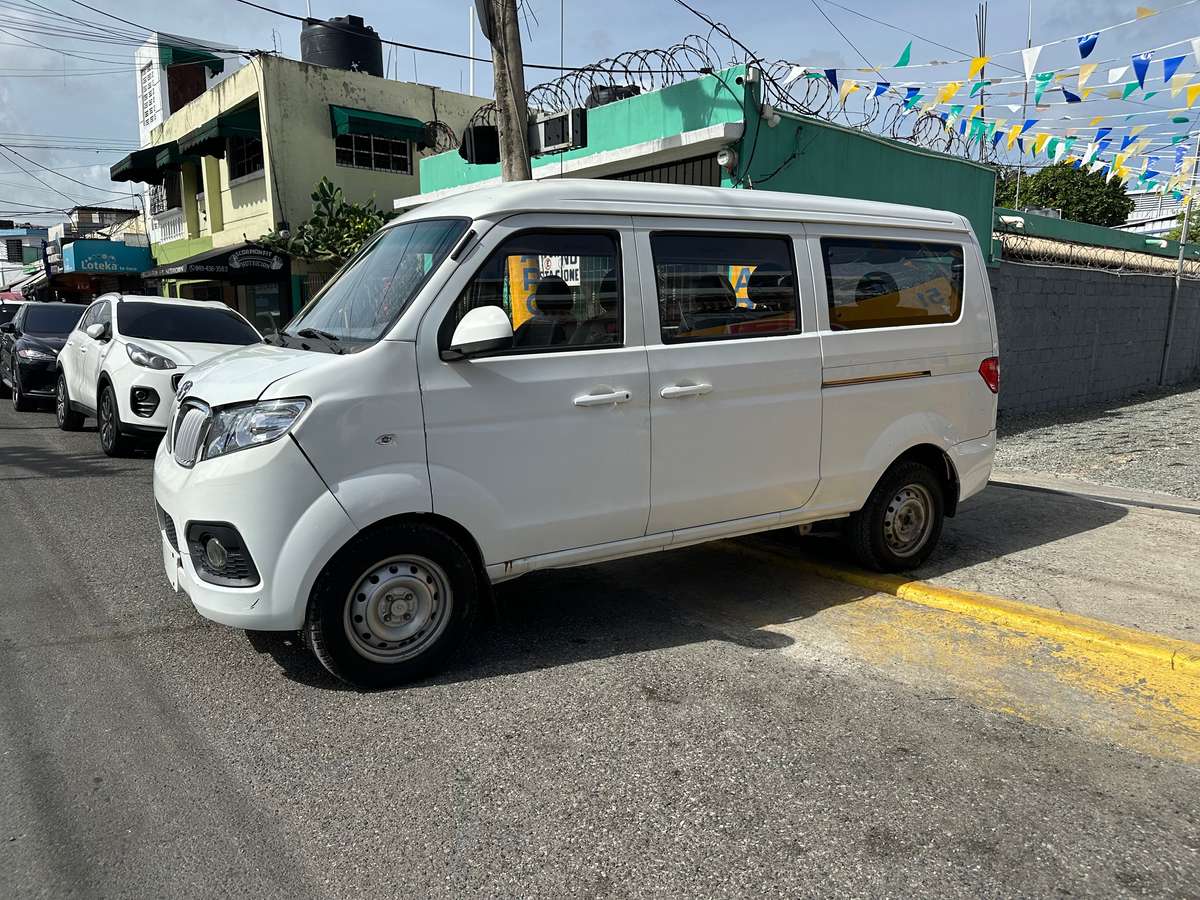 2018 Shineray X30 Furgoneta 5 Pasajero usado en venta por FFD AUTO IMPORT