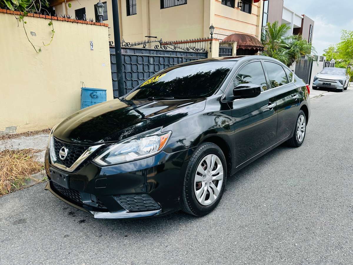 2018 Nissan Sentra S usado en venta por Ronny Autos
