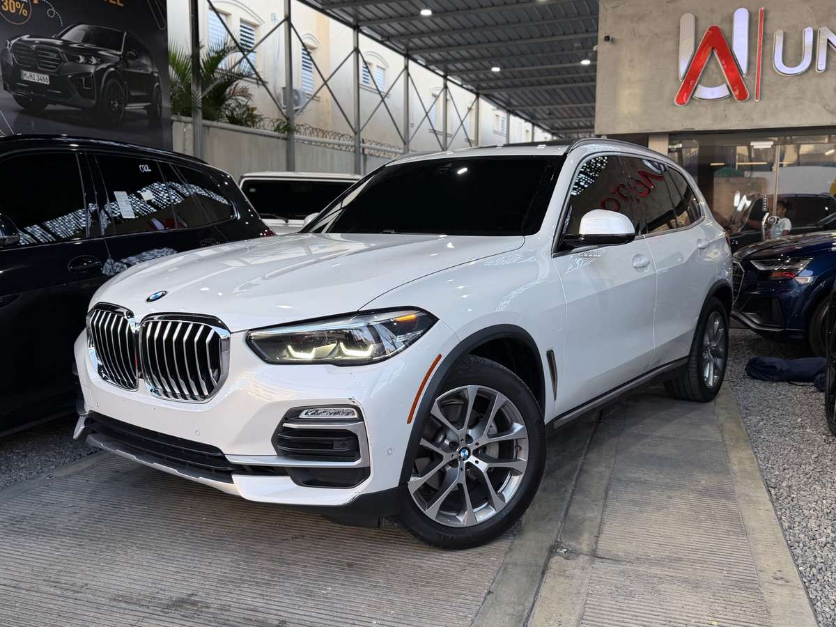 2019 BMW X5 XDRIVE 40i usado en venta por Luis Eduardo (UNIAUTO)