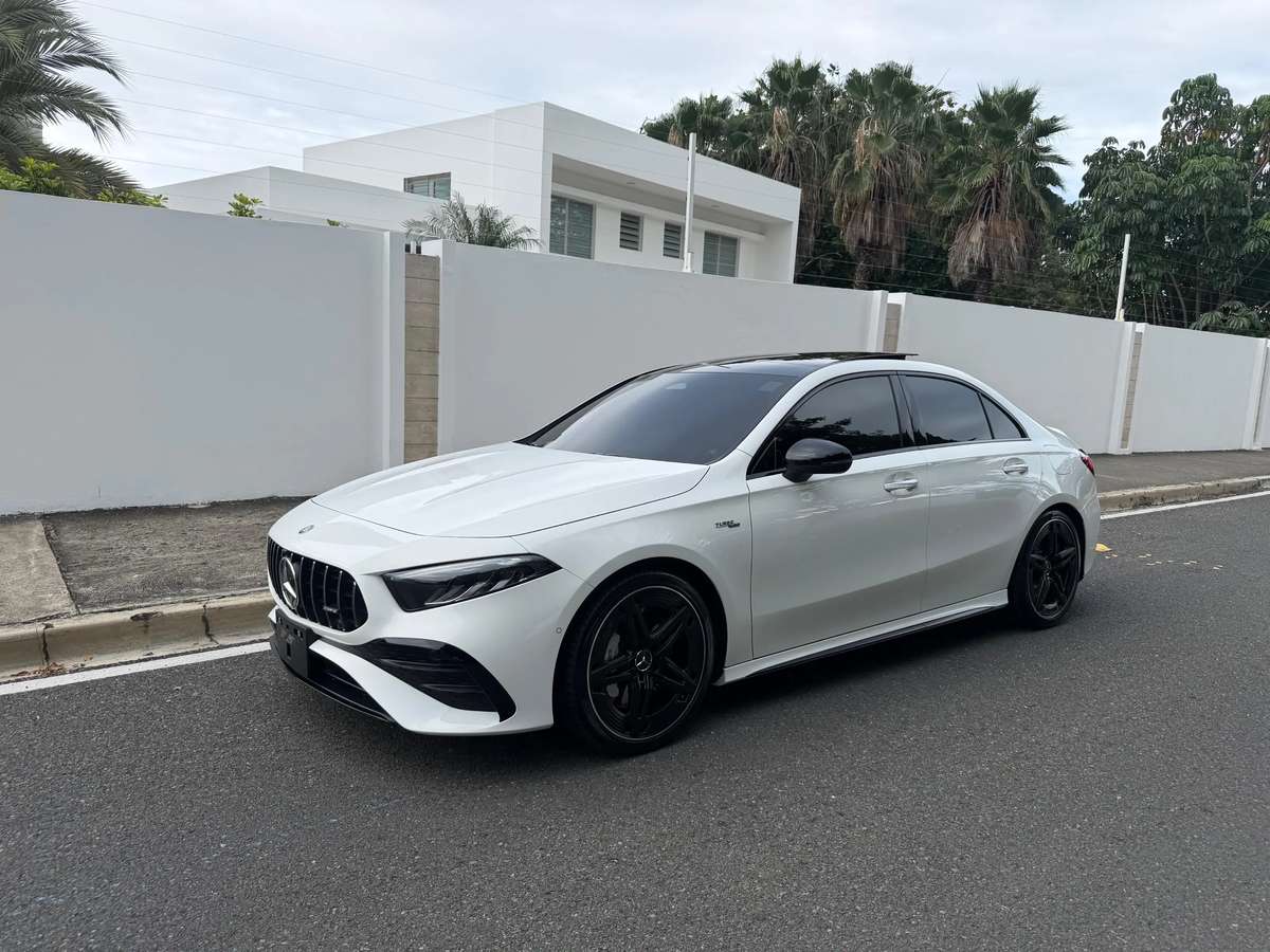 2024 Mercedes Benz A 35 AMG usado en venta por E. Francisco Rodrigues Auto Import