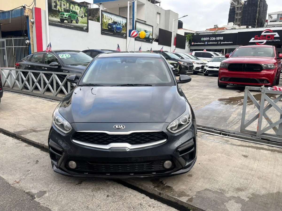 2020 Kia Forte LXS usado en venta por SEDI MOTORS 