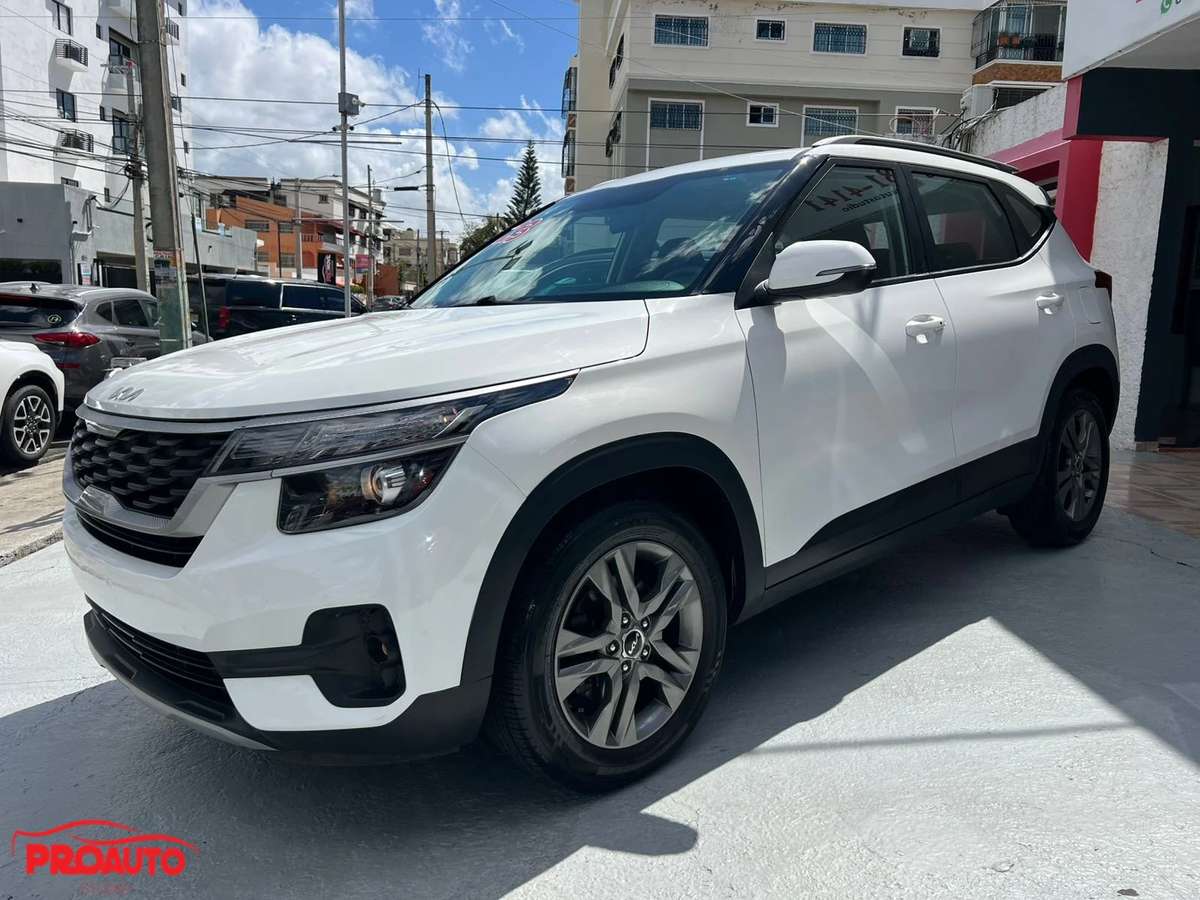 2023 Kia Seltos usado en venta por Proauto Studio