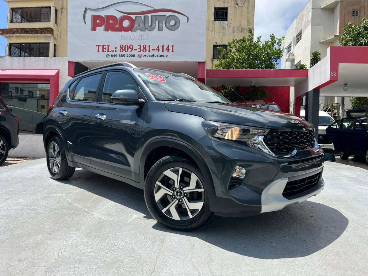 2023 Kia Sonet FULL usado en venta por Proauto Studio