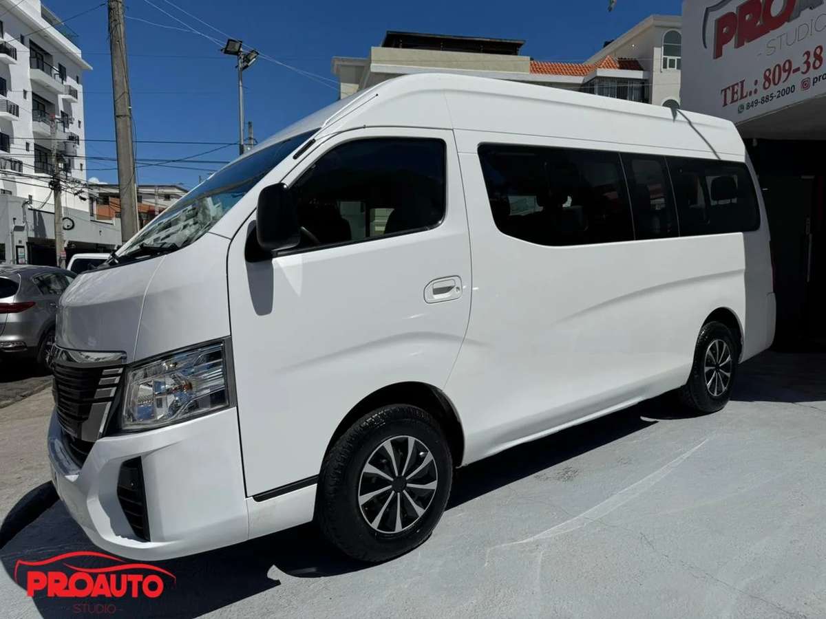 2023 Nissan Urvan usado en venta por Proauto Studio