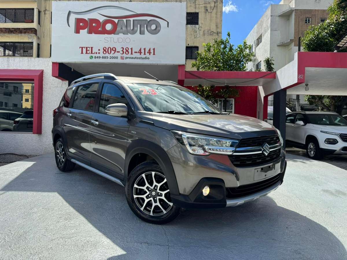 2023 Suzuki XL7 GLX usado en venta por Proauto Studio