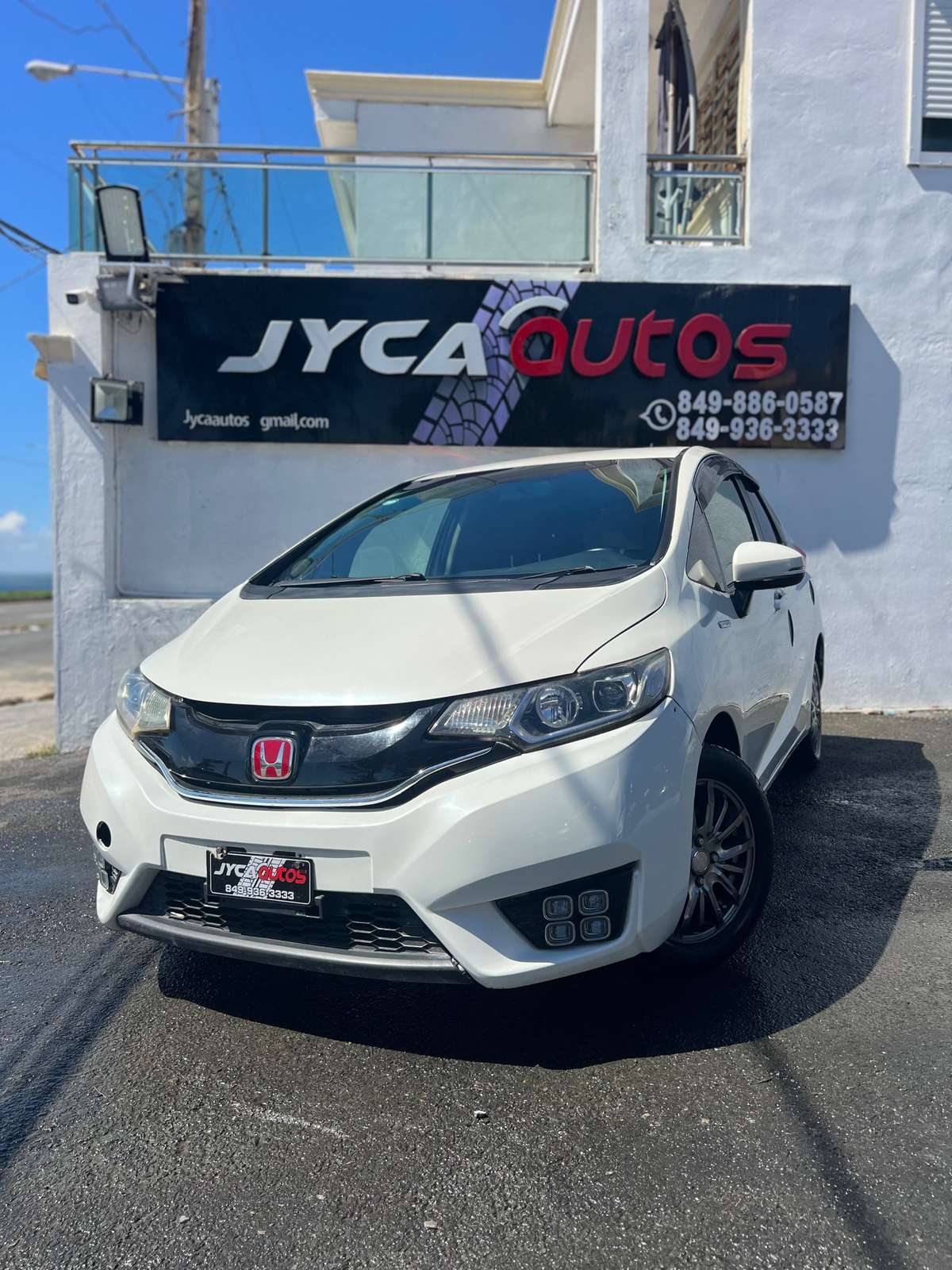2015 Honda Fit Hybrid usado en venta por JYCA AUTOS