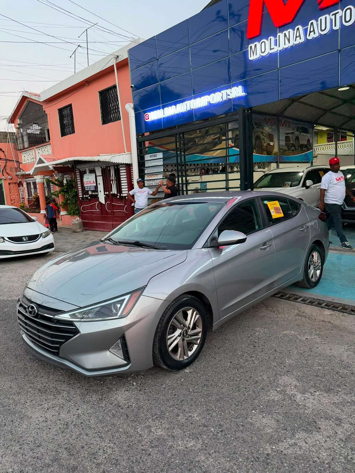 2020 Hyundai Elantra SEL usado en venta por Molina Auto Import
