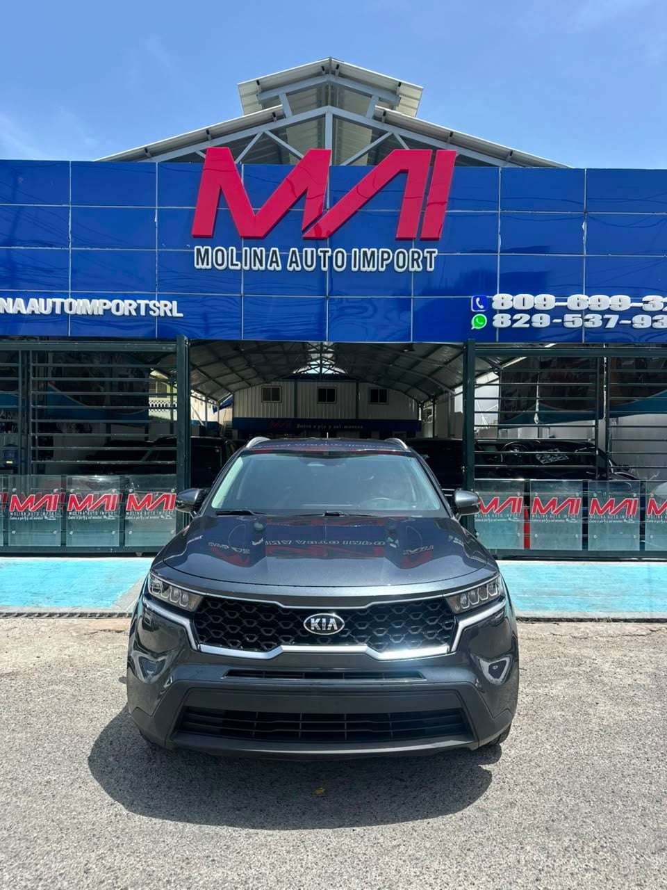 2021 Kia Sorento LX usado en venta por Molina Auto Import
