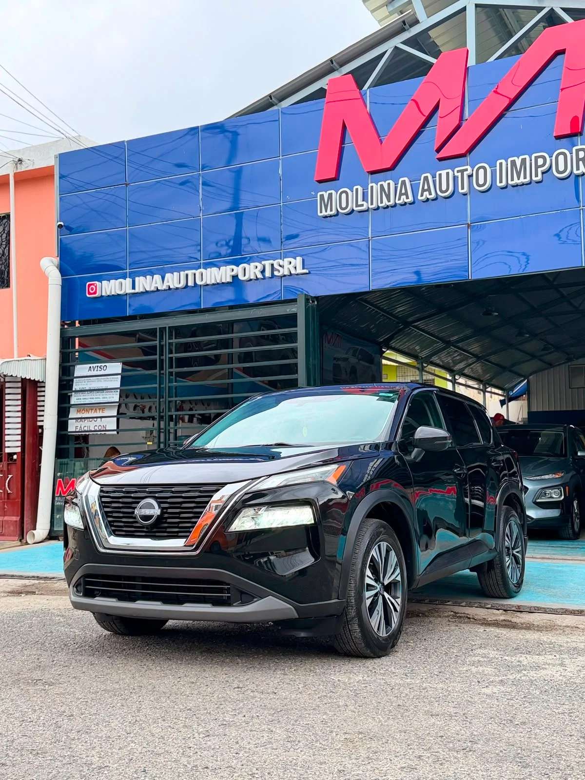 2023 Nissan Rogue SV usado en venta por Molina Auto Import