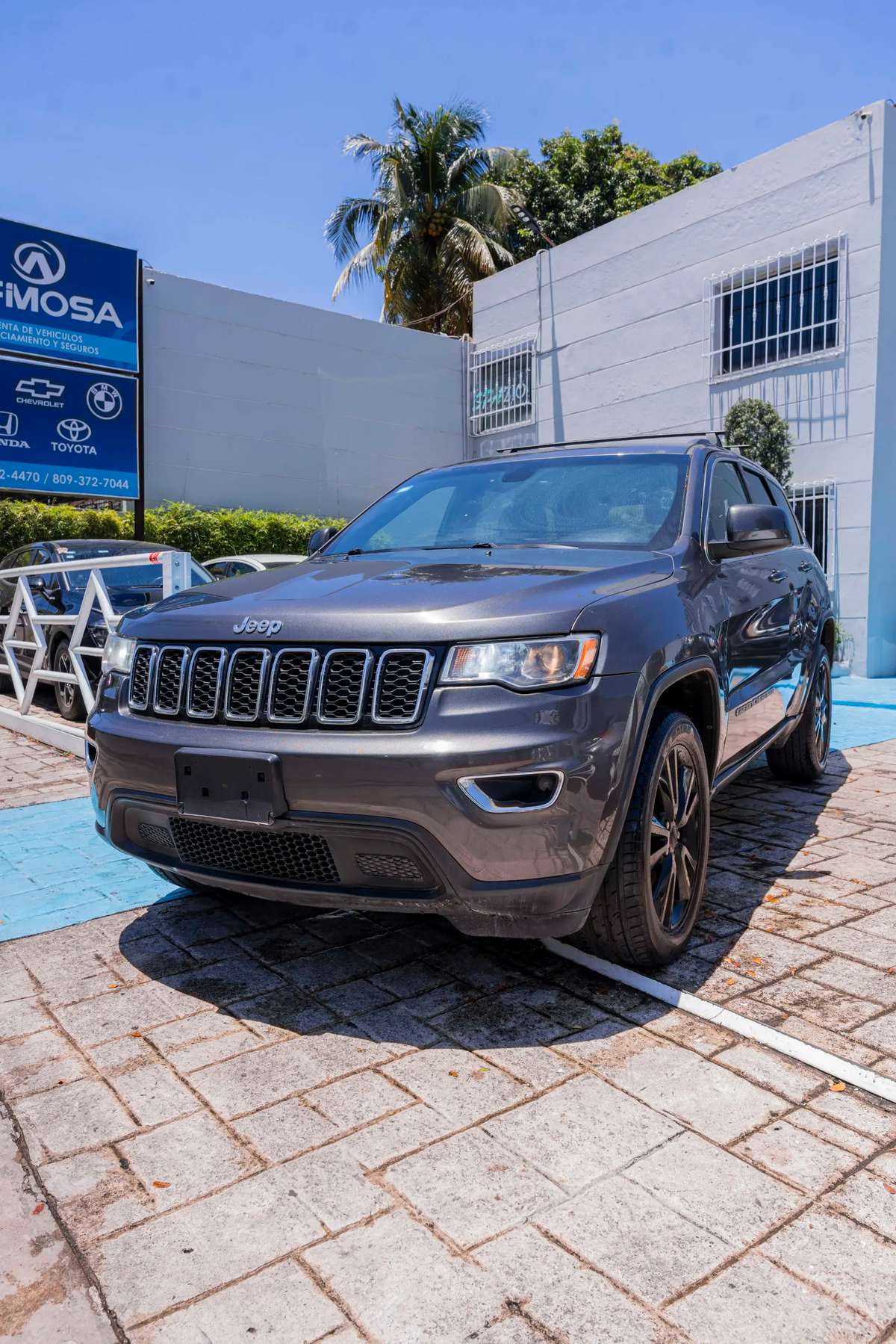 2017 Jeep Grand Cherokee Laredo usado en venta por Afimosa Motors