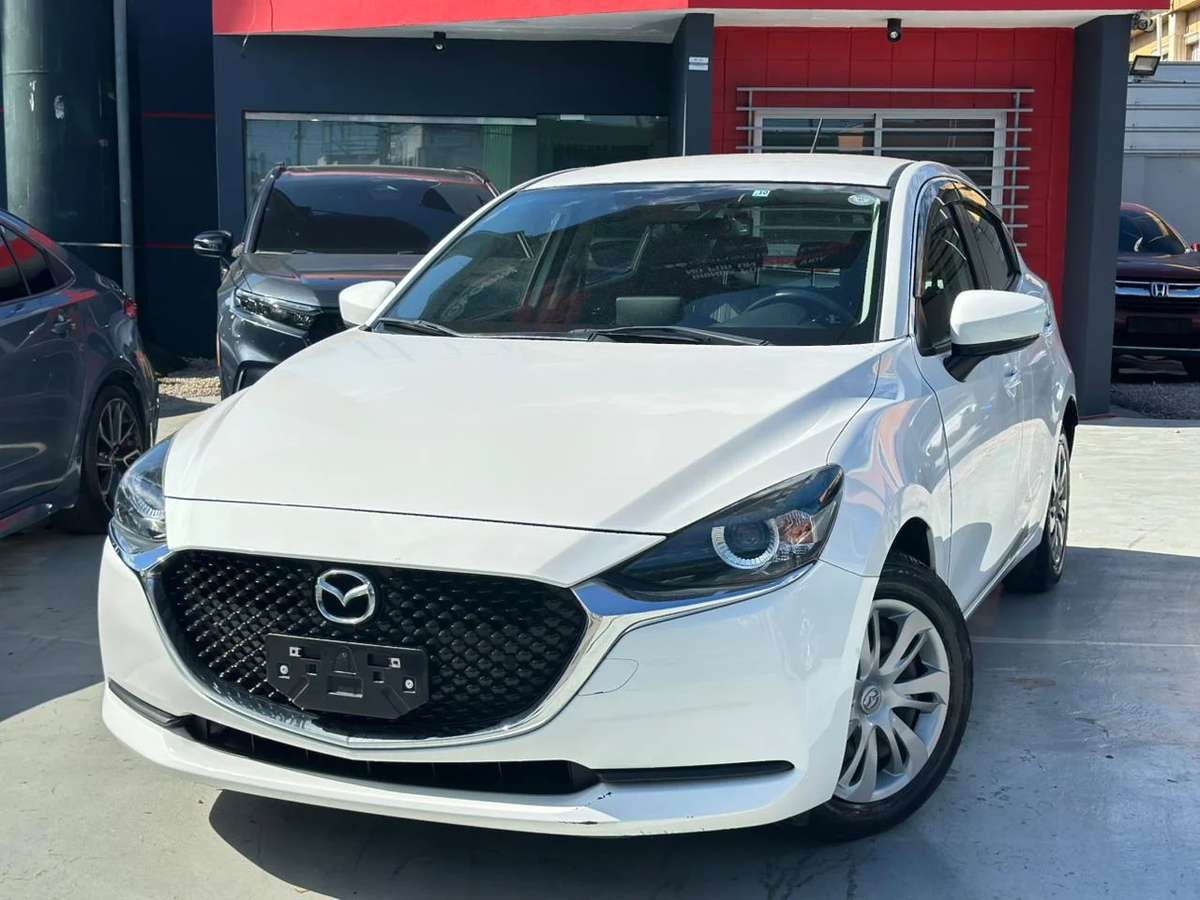 2020 Mazda Demio usado en venta por Auto Marbella 