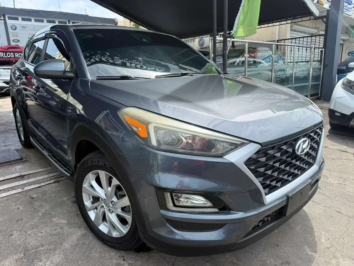 2019 Hyundai Tucson SE usado en venta por Carlos Rosa Auto Import