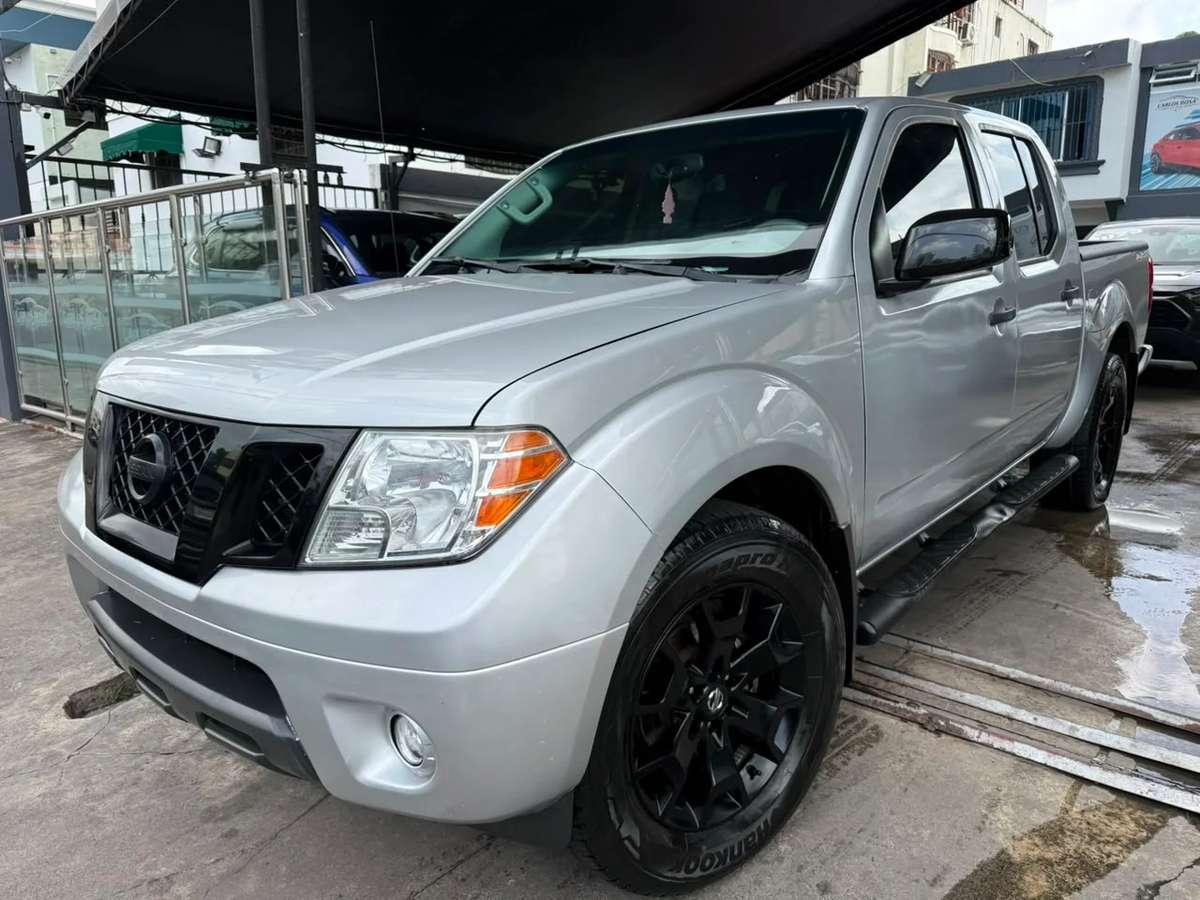 2020 Nissan Frontier SV usado en venta por Carlos Rosa Auto Import