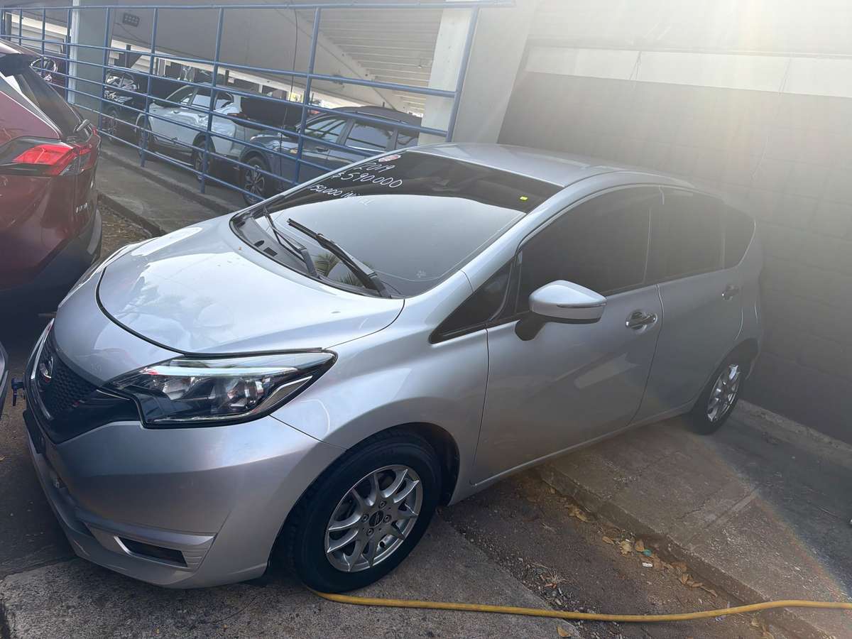2019 Nissan Versa Note usado en venta por Carlos Rosa Auto Import