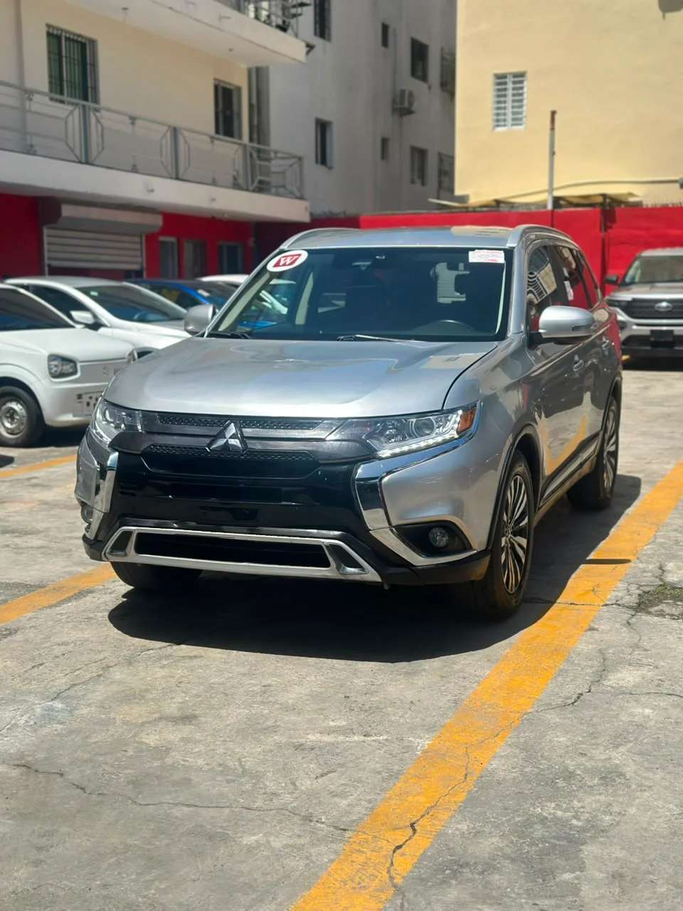 2020 Mitsubishi Motors Outlander Sport usado en venta por Carlitos Auto Import, SRL