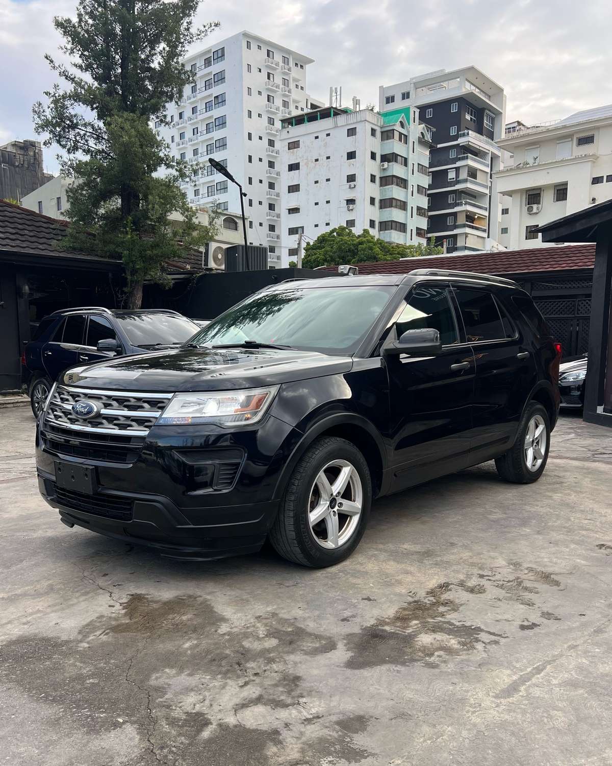 2019 Ford Explorer XL usado en venta por Taino Auto Deluxe