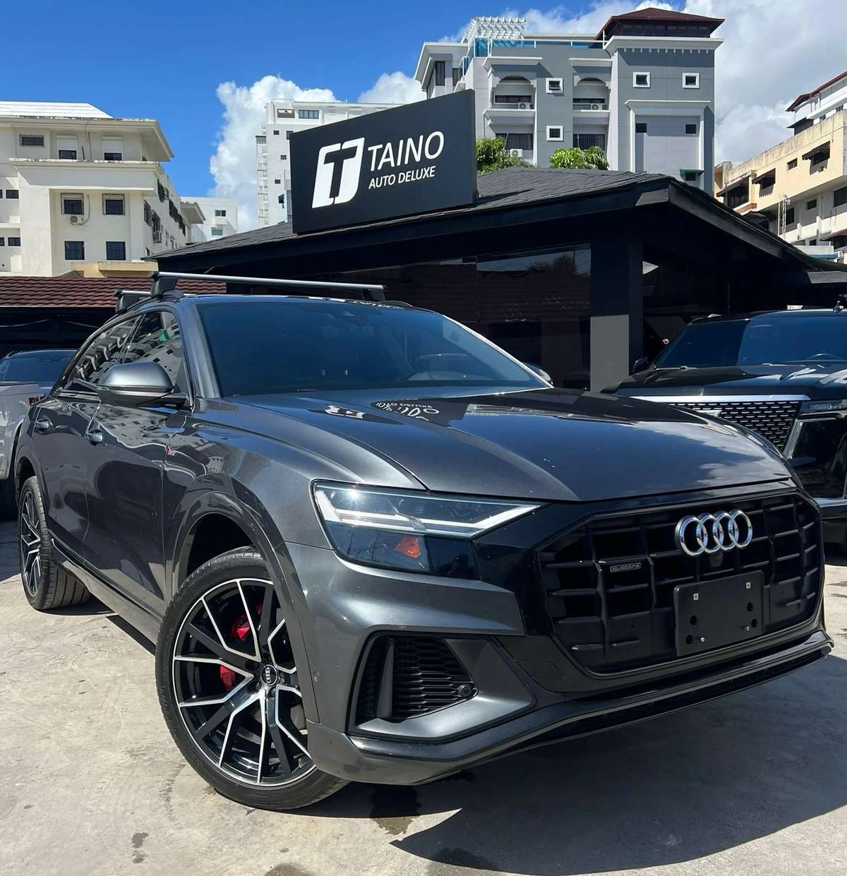 2019 Audi Q8 Premium Plus S-Line usado en venta por Taino Auto Deluxe