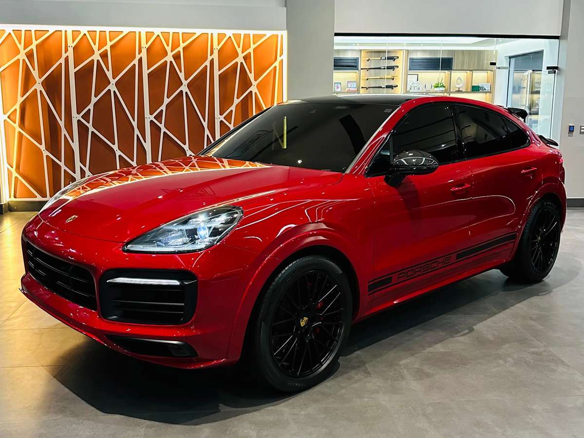 2021 Porsche Cayenne Coupe GTS usado en venta por Cavalli Auto Solutions