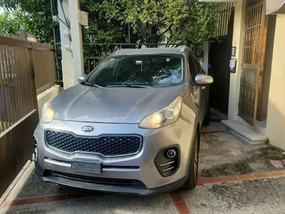 2017 Kia Sportage LX usado en venta por MARIBEL URENA