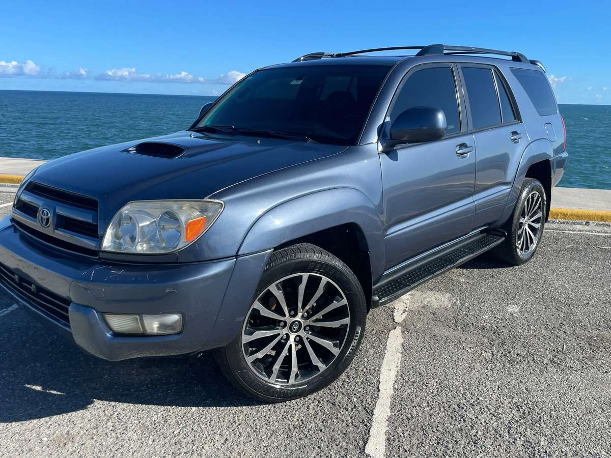 2005 Toyota 4 Runner Limited usado en venta por Jf Auto RD