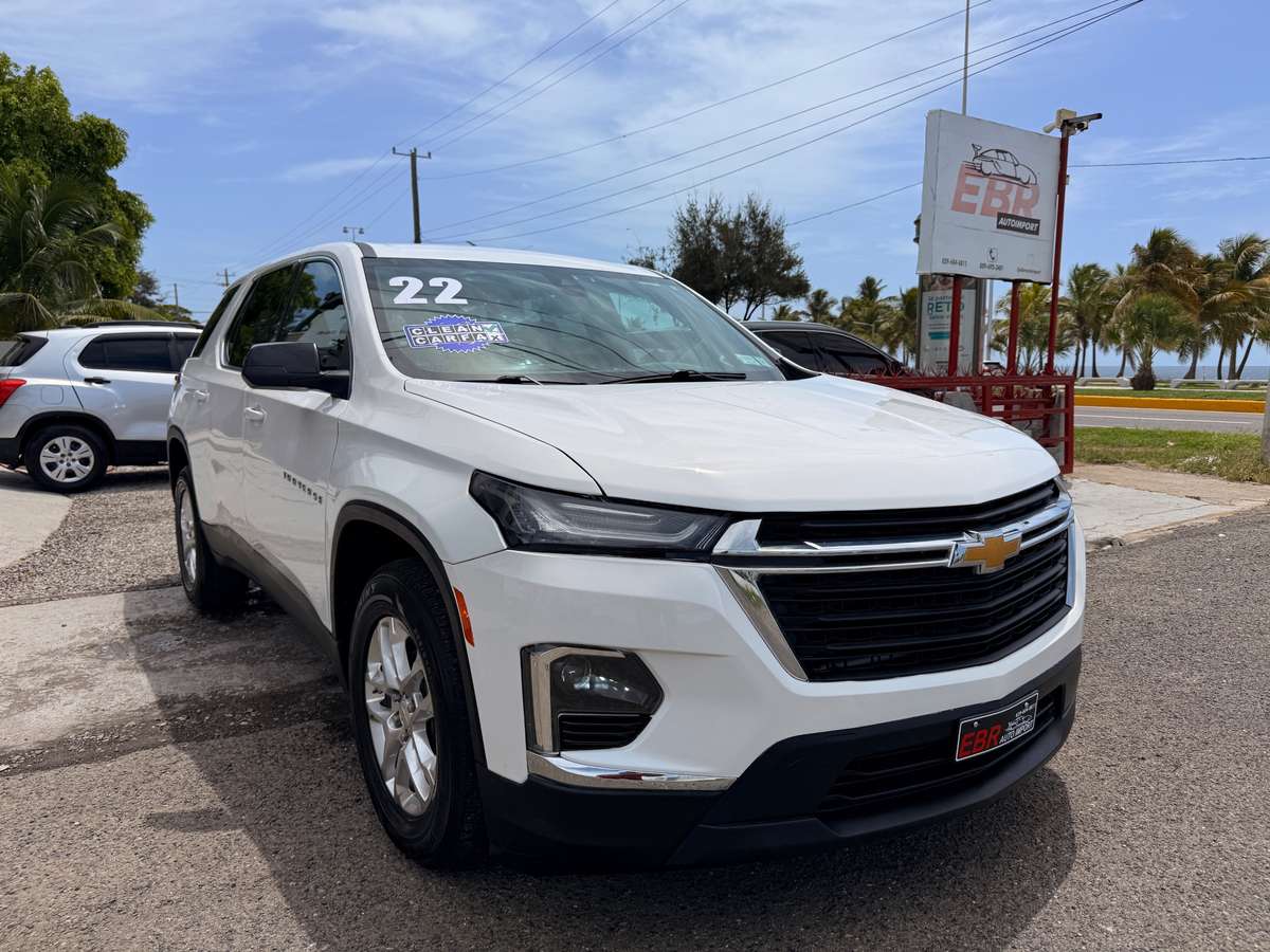 2022 Chevrolet Traverse LS usado en venta por EBR Auto Import 