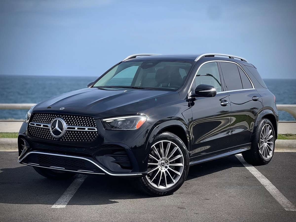 2024 Mercedes Benz GLE 350 4Matic AMG usado en venta por Aquird Auto Import