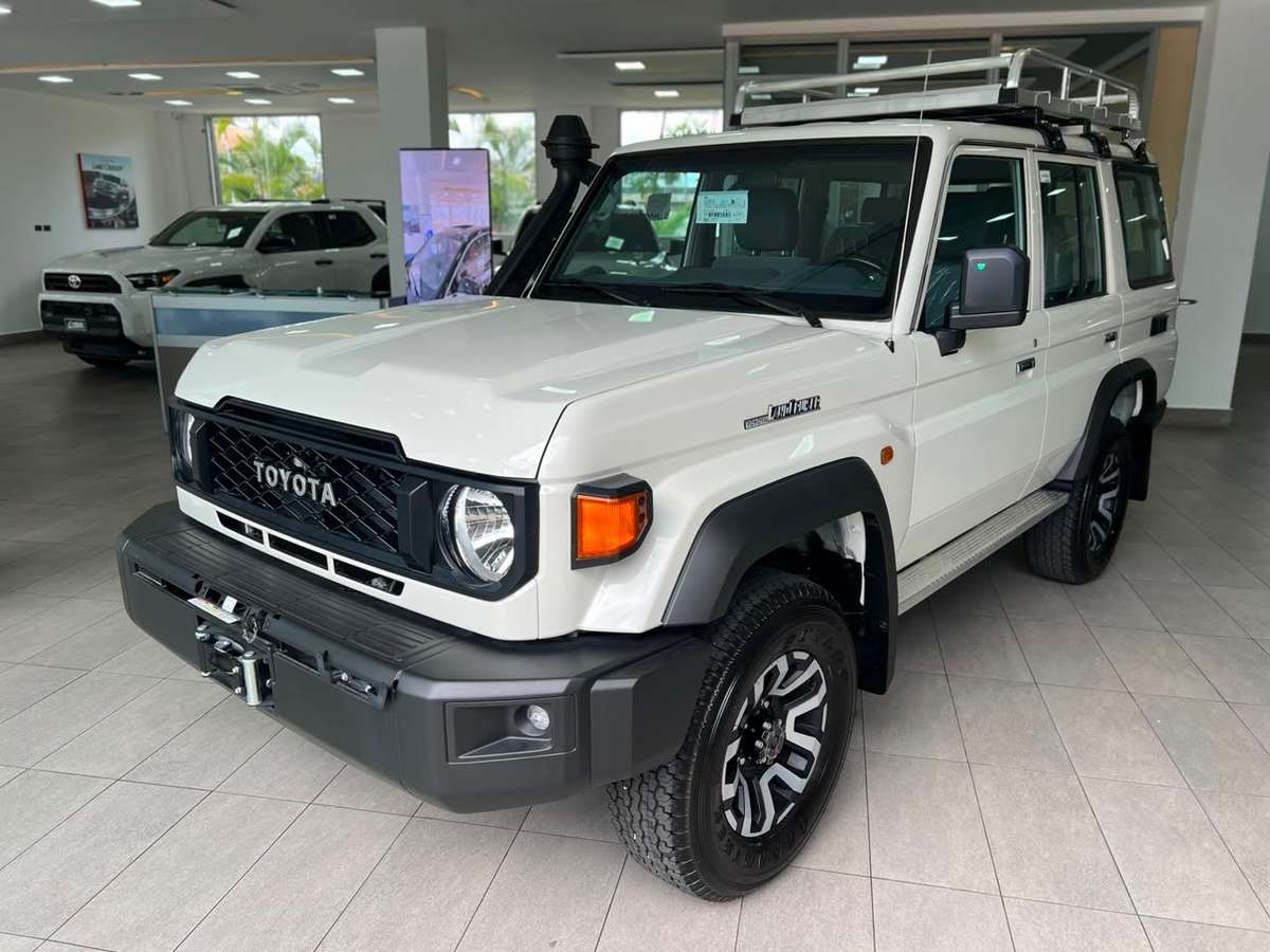 2027 Toyota Land Cruiser LX Serie 70 nuevo en venta por Autoscm