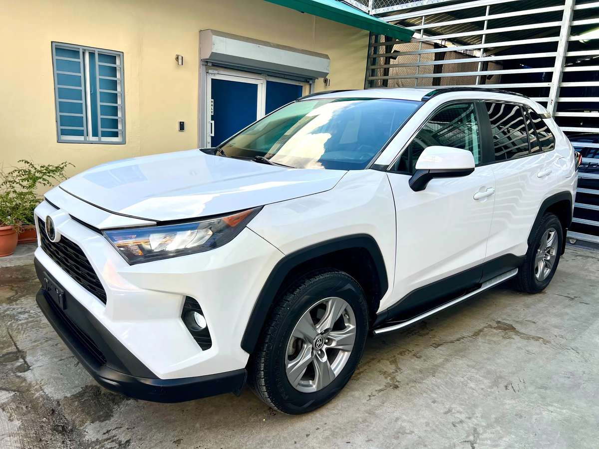 2021 Toyota RAV4 LE usado en venta por GUERE MOTORS