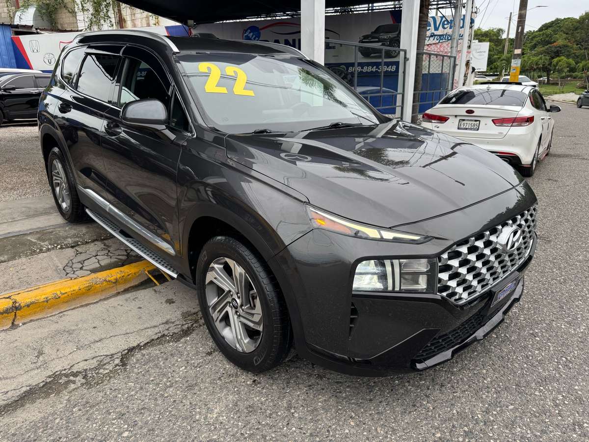 2022 Hyundai Santa Fe SE usado en venta por Frankel Auto Import