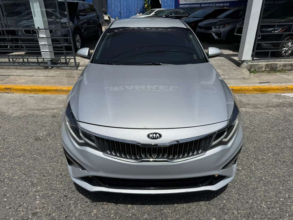 2020 Kia K-5 Deluxe usado en venta por FRANKEL AUTO IMPORT