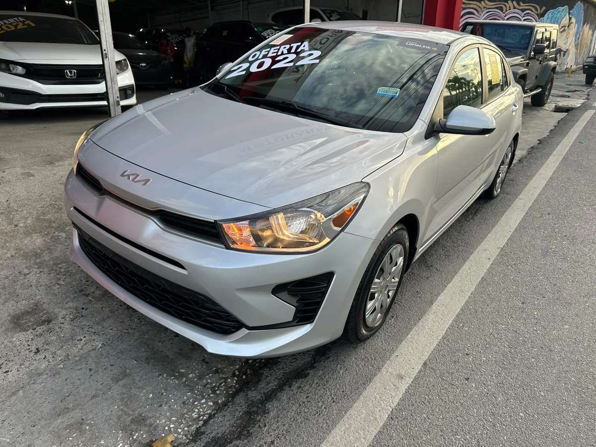 2022 Kia Rio S usado en venta por MOTORANGEL AUTO IMPORT