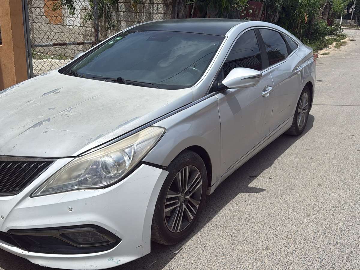 2016 Hyundai Grandeur usado en venta por Grupo Japa