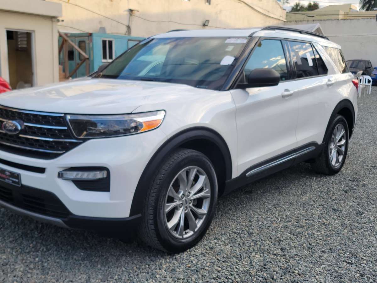 2020 Ford Explorer XLT ECOBOOST usado en venta por Runelvy Auto Import