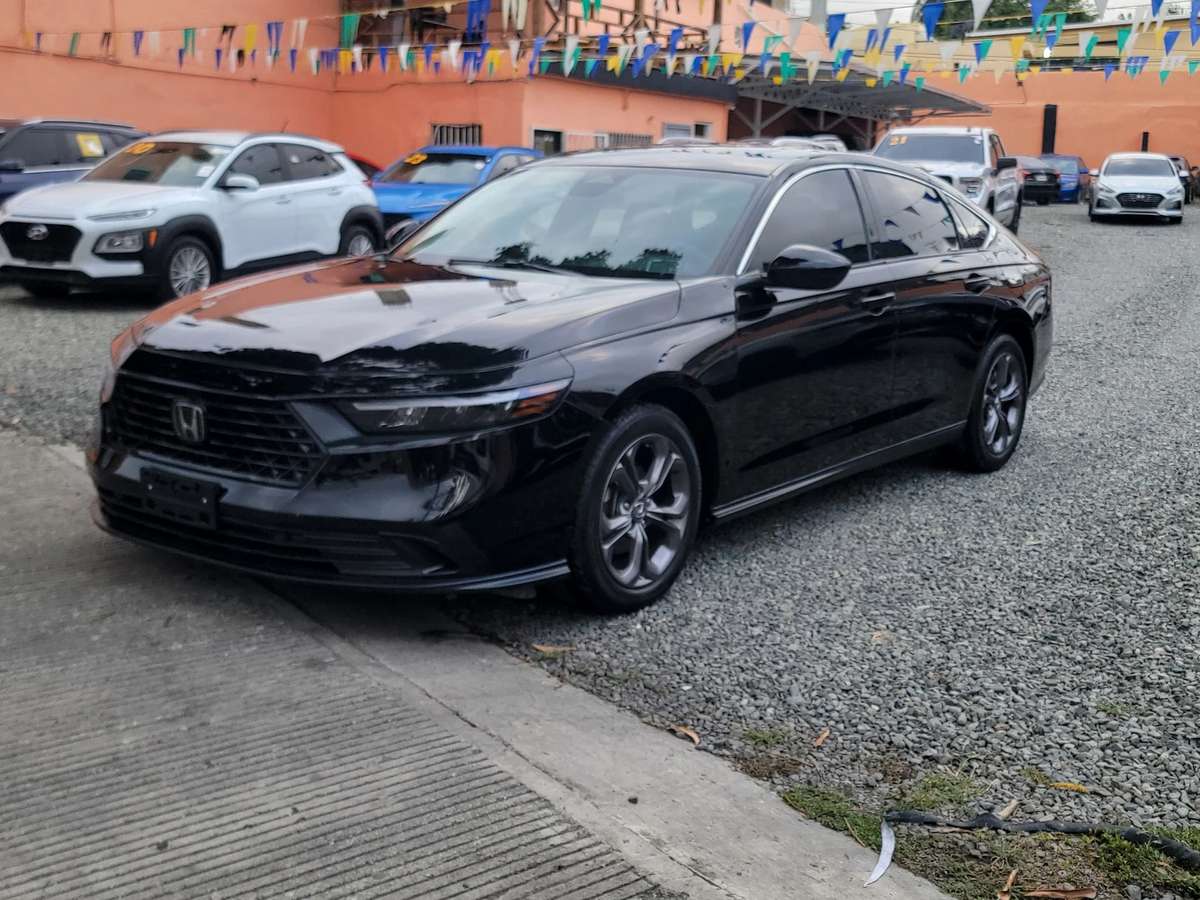 2023 Honda Accord EX usado en venta por Runelvy Auto Import 