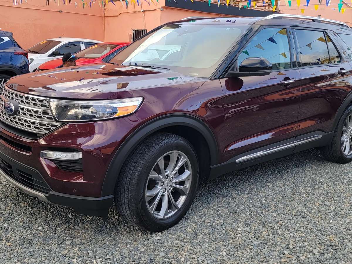 2022 Ford Explorer Limited usado en venta por Robert Fernandez