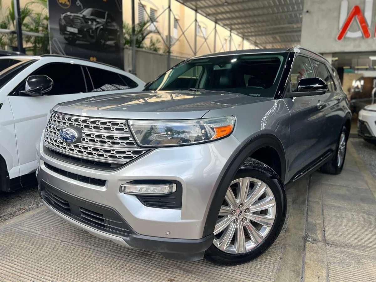 2022 Ford Explorer Limited usado en venta por UNIAUTO