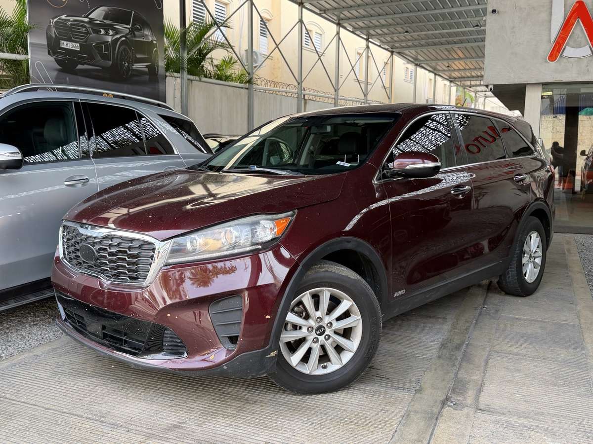 2020 Kia Sorento LX usado en venta por UNIAUTO