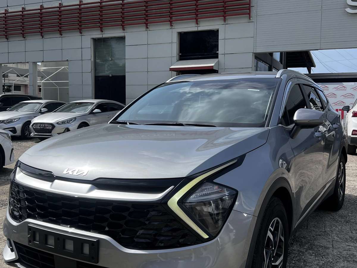 2023 Kia Sportage usado en venta por Dilenny Nolasco