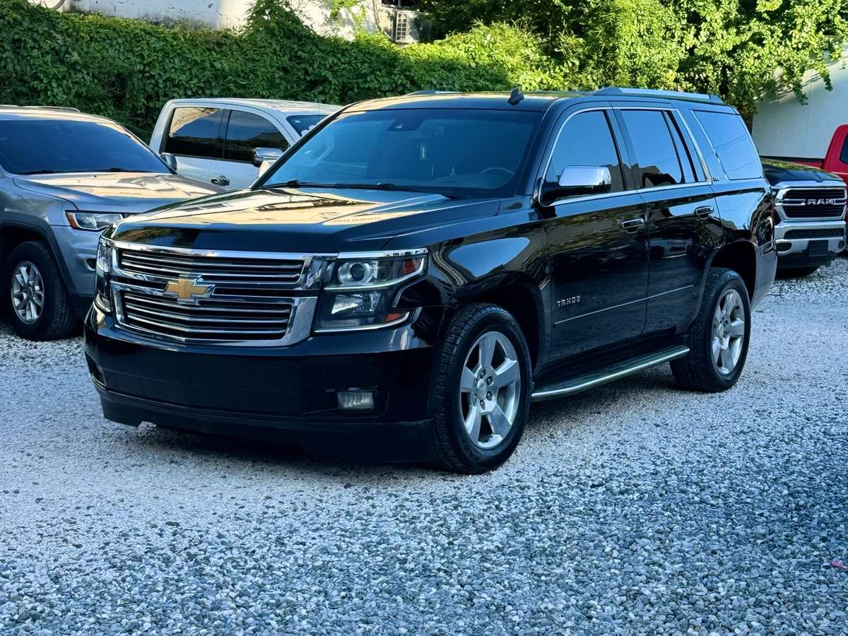 2015 Chevrolet Tahoe LTZ usado en venta por FADIR AUTO GROUP